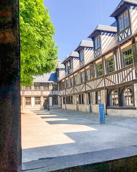 Aître Saint-Maclou, photo 1